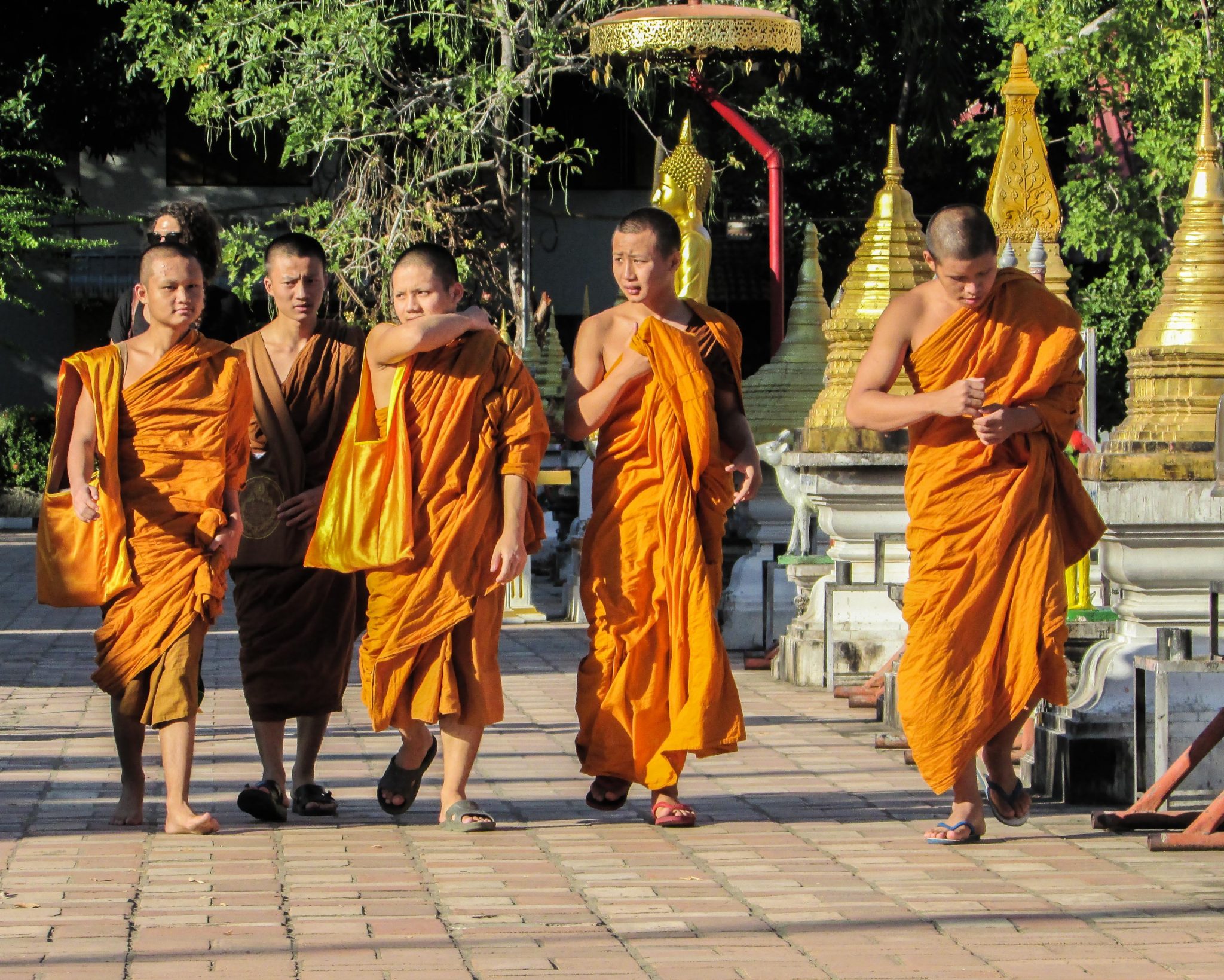 Easy Watercolor Figure Painting: Monks In Myanmar